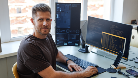 Website development on iQuadCMS