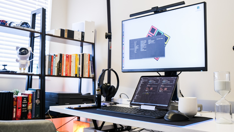 Website development on OYi.Engine